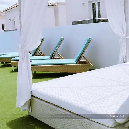 Villa Royal Modern