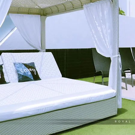 Royal Modern Villa *