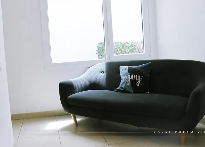 Royal Modern *