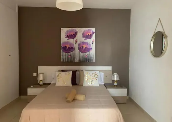 Royal Modern *